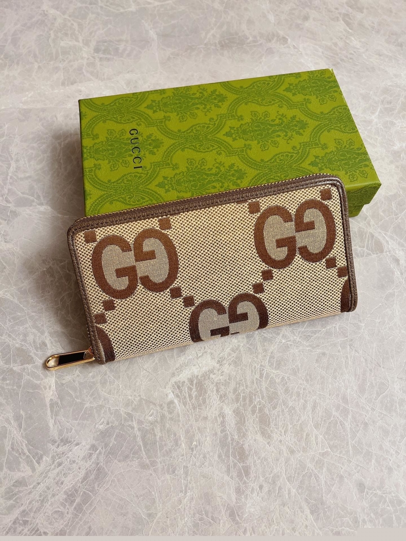 G*u*i wallets & purse